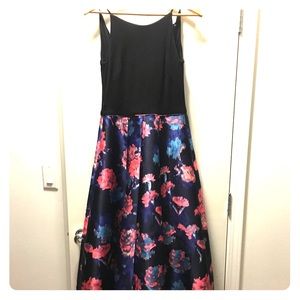 Gorgeous Formal Dress!